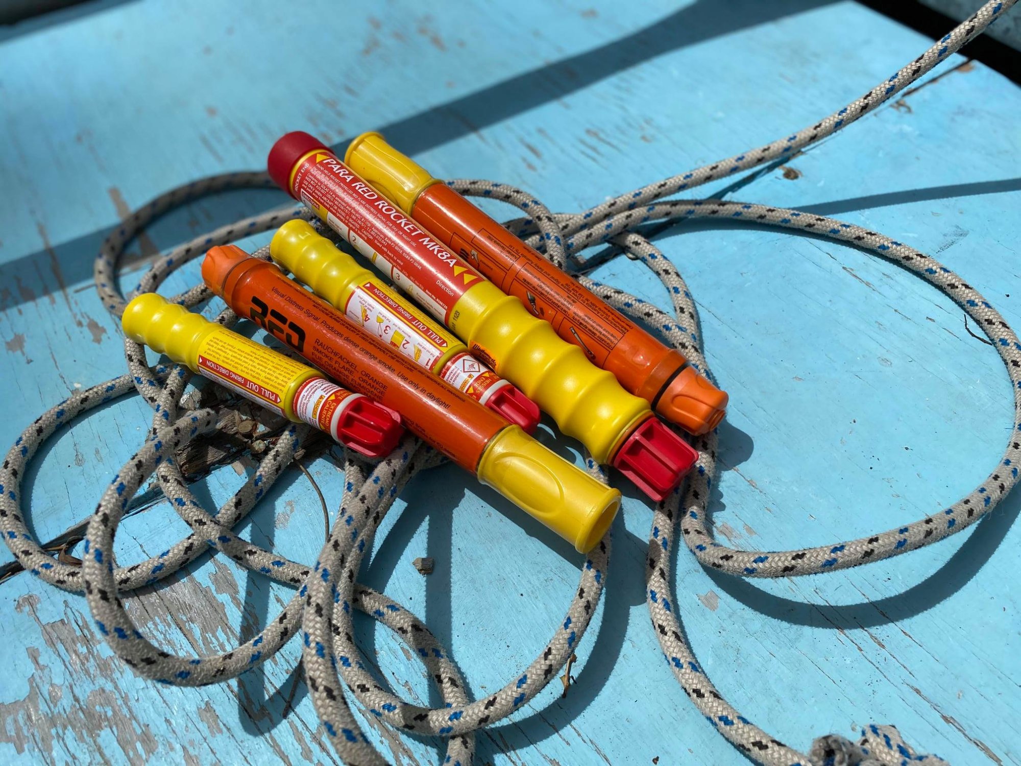 dispose-of-your-expired-flares-marine-rescue-nsw