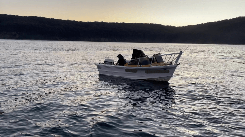 Marine Rescue Kioloa crew completes early evening rescue off Pebbly